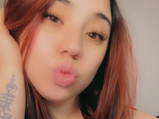 Ninalovez Live Webcam on Streamate