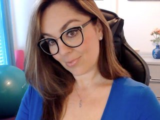 QueenViolet Live Webcam on Streamate