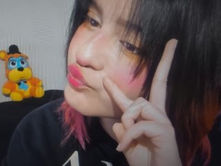 Red_Pandemonium Live Webcam on Streamate