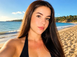 SashaSlouen Live Webcam on Streamate