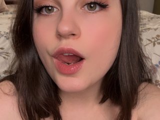 SecretsOfMiaFae Live Webcam on Streamate