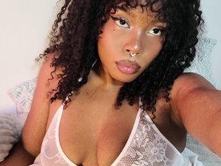 SparklingSoleil Live Webcam on Streamate
