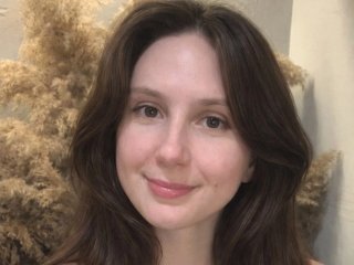 SweetLuna99 Live Webcam on Streamate