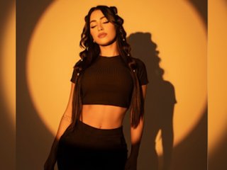 Tara_Red Live Webcam on Streamate