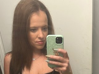 Tastytitties89 Live Webcam on Streamate