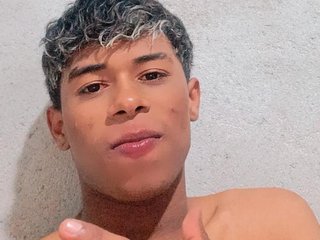 TonnyMarck Live Webcam on Streamate