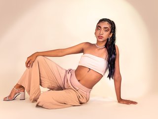 Veronica_Hottiee Live Webcam on Streamate