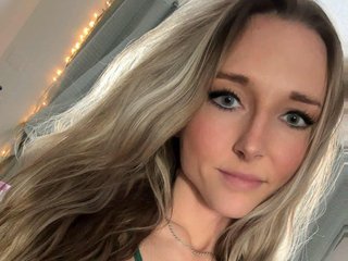 Violet_Styles Live Webcam on Streamate