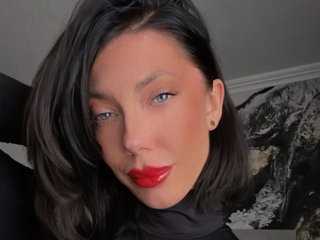VivienneRuth Live Webcam on Streamate