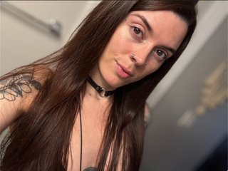 astra_blackstar Live Webcam on Streamate