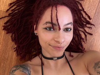 eryswest Live Webcam on Streamate