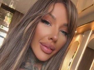imScarletNoir Live Webcam on Streamate