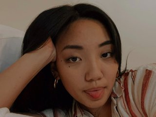 orisune Live Webcam on Streamate