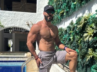 romeolovedark Live Webcam on Streamate