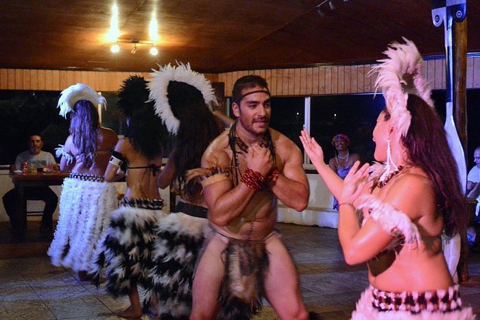 Puku Rangi Tea Shows Espectáculos de baile en Isla de Pascua 5