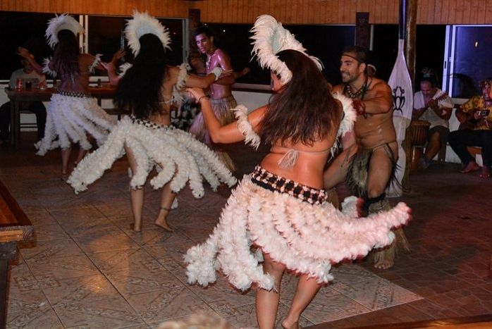Puku Rangi Tea Shows Espectáculos de baile en Isla de Pascua 9