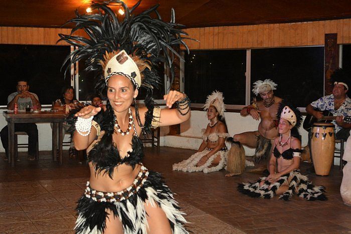 Puku Rangi Tea Shows Espectáculos de baile en Isla de Pascua 13