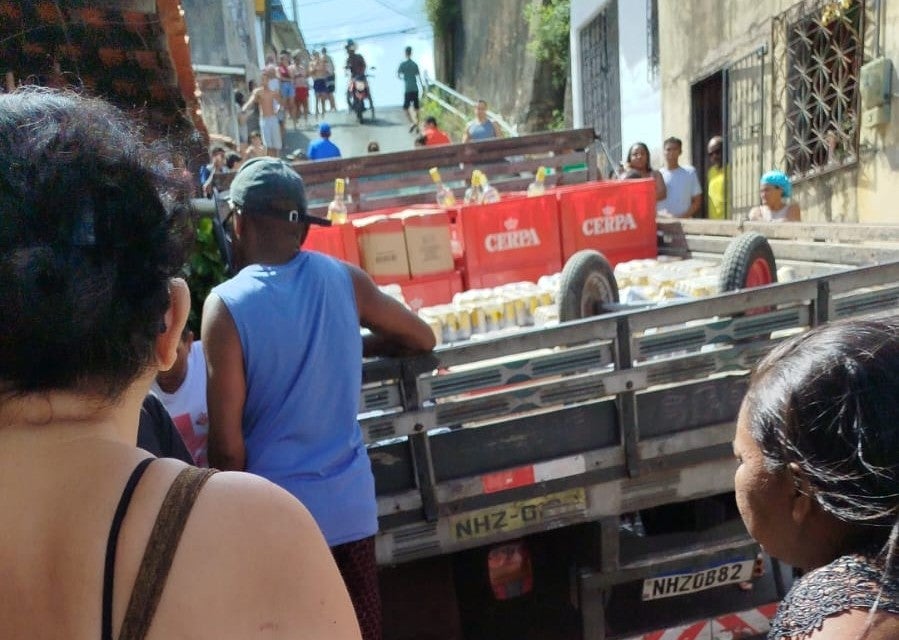 Duas crianças são atropeladas por caminhão em São Luís