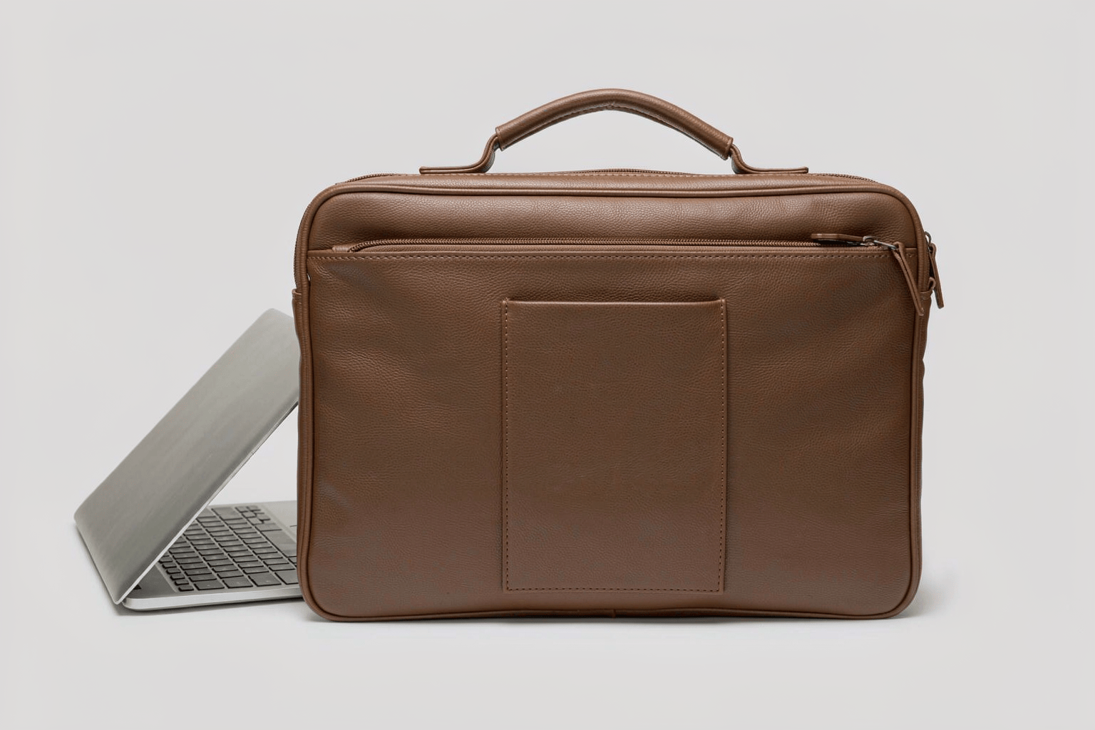 Laptop Bag Buying Guide: How to Choose the Right Bag for Your Computer