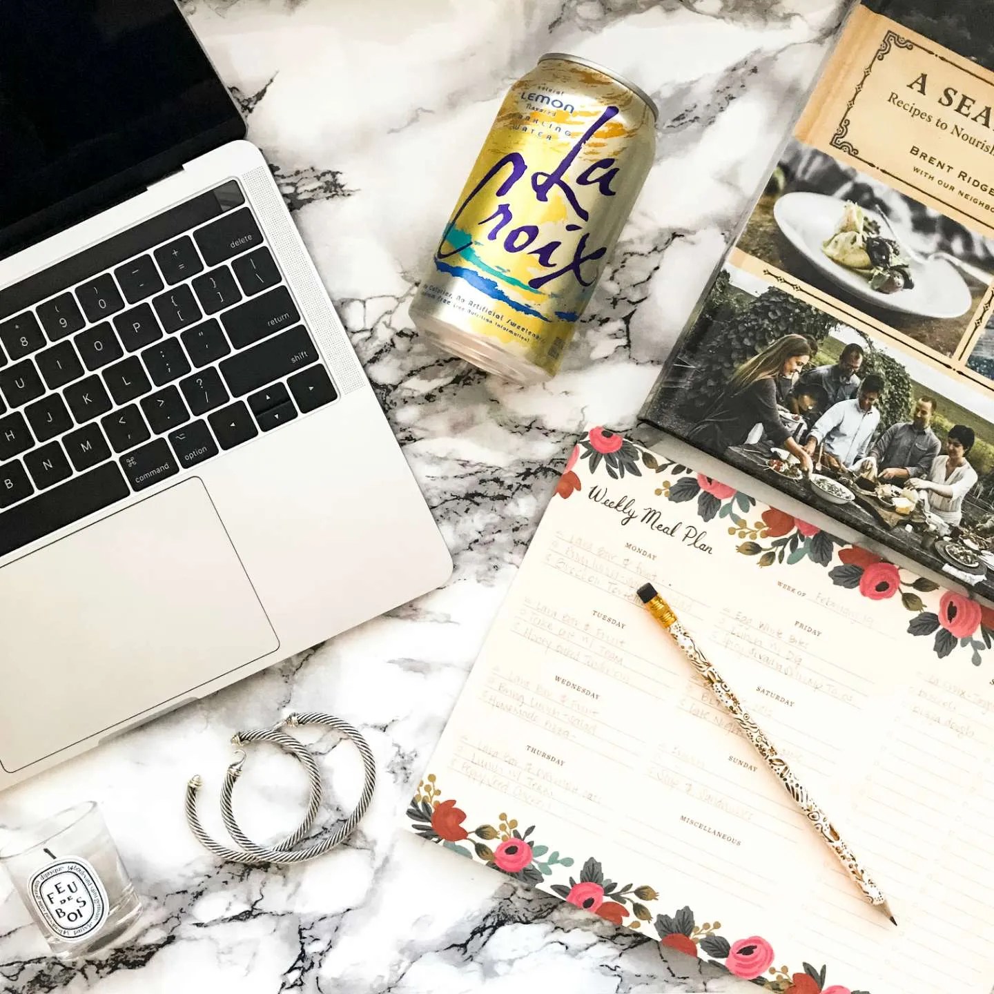 Top 5 Recent Amazon Purchases: January Edition - I'm Fixin' To - @mbg0112 | Top 5 Recent Amazon Purchases featured by top US lifestyle blog, I'm Fixin' To