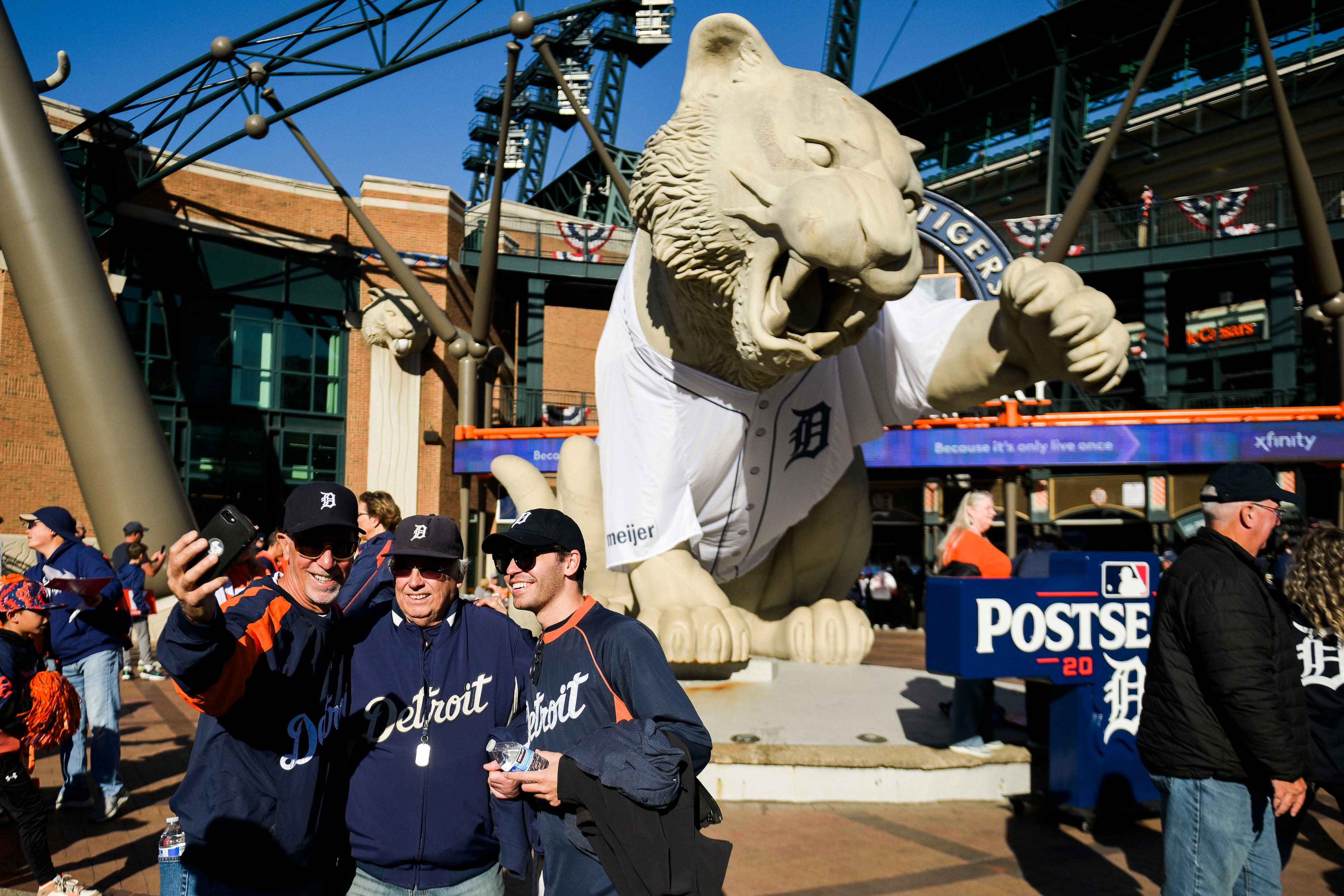 How To Watch The Tigers Home Opener Vs Cardinals