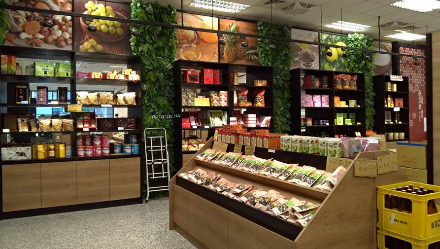 台中地區農會本會，販售各式農漁會產品及生活用品，非北區可來使用農遊券，台灣農漁會好物生活館