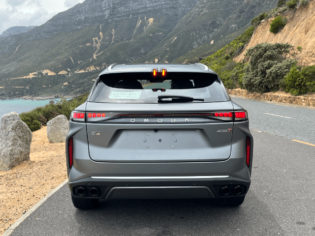 Omoda C9 (2024) First Drive Review - Buying a Car (18)