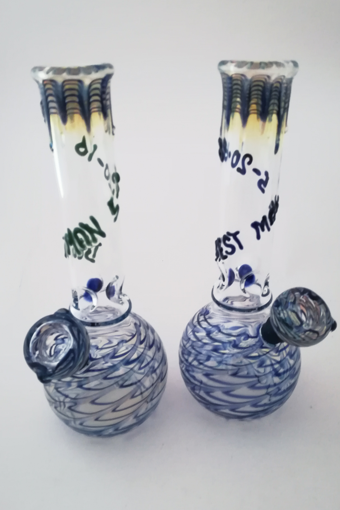 Cool Ice Mini Bong - Beautiful Nature Photo - Ultra HD