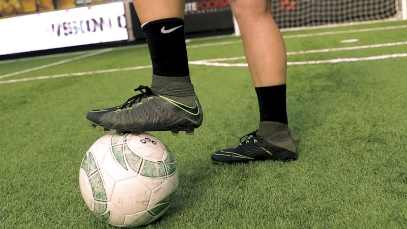 Ball Control Intermediate Video Resources Clickview - Artistic Desktop Gradient Wallpapers | Free Download