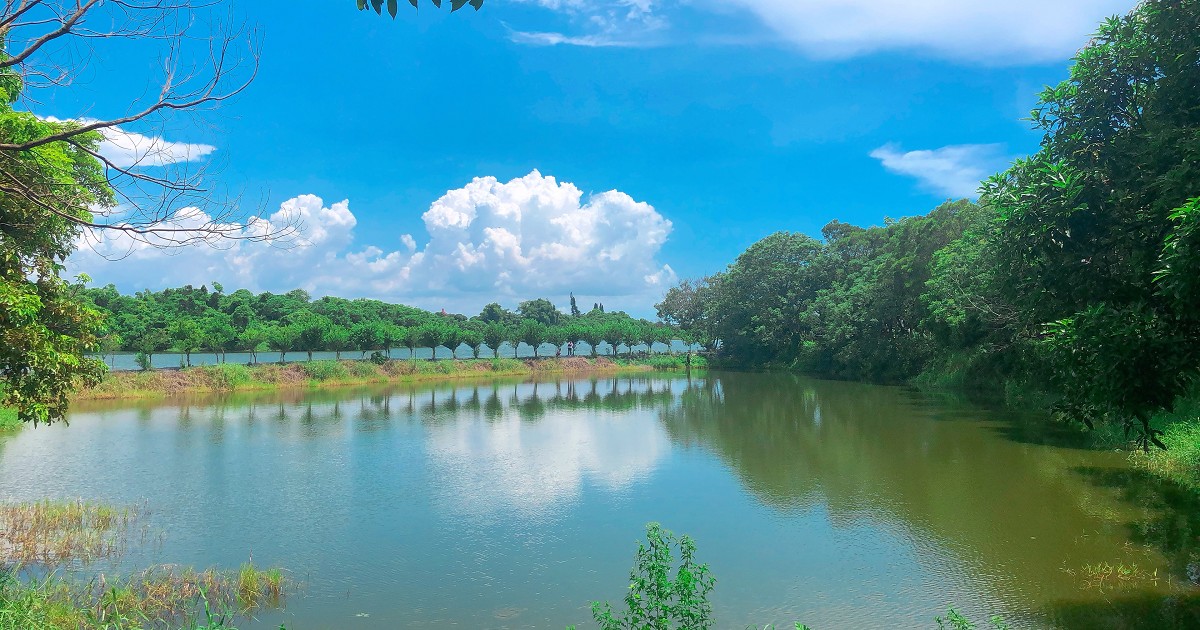 小南海風景區｜因湖畔供奉著南海觀世音菩薩的普陀禪寺，讓這片碧波湖水有了小南海的稱呼！