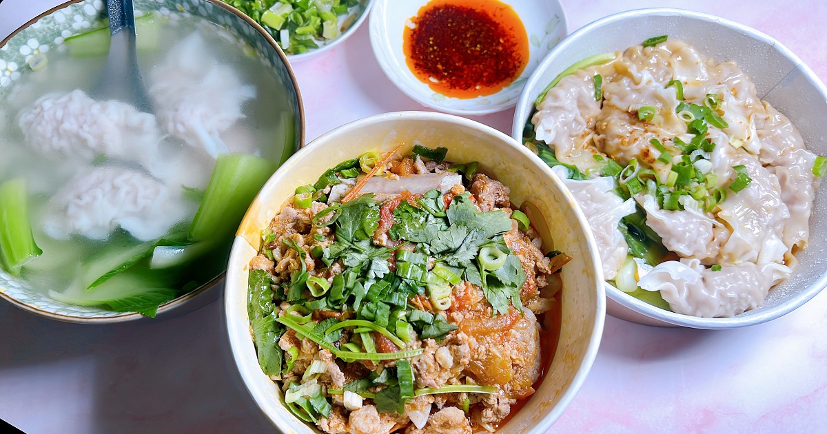 福來麵館｜雲南小吃，香辣紅油與番茄爆炒醬料，不用到雲南就可品嘗到雲南地道美食！