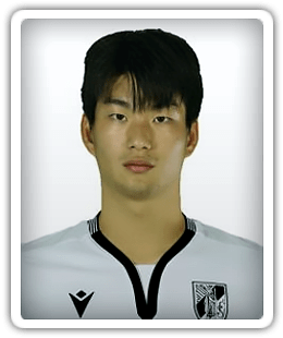 Vitoria De Guimaraes B Portugal Football Manager 2021 Fm21 Fm2021 This page contains a list of football players similar to Jonas Carls who is playing for Paderborn.