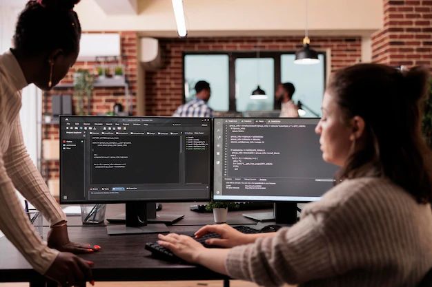 Software Developers Working With Html Script On Terminal Window - Download Stunning Gradient Picture | Desktop