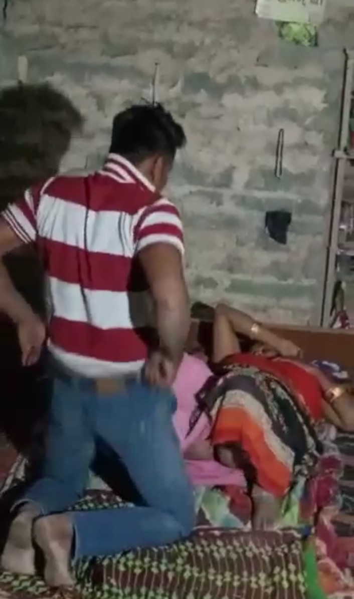 Village devar bhabhi fucking affair neighbour secretly record hidden camera  - Desi Old Videos HD  SD - DropMMS