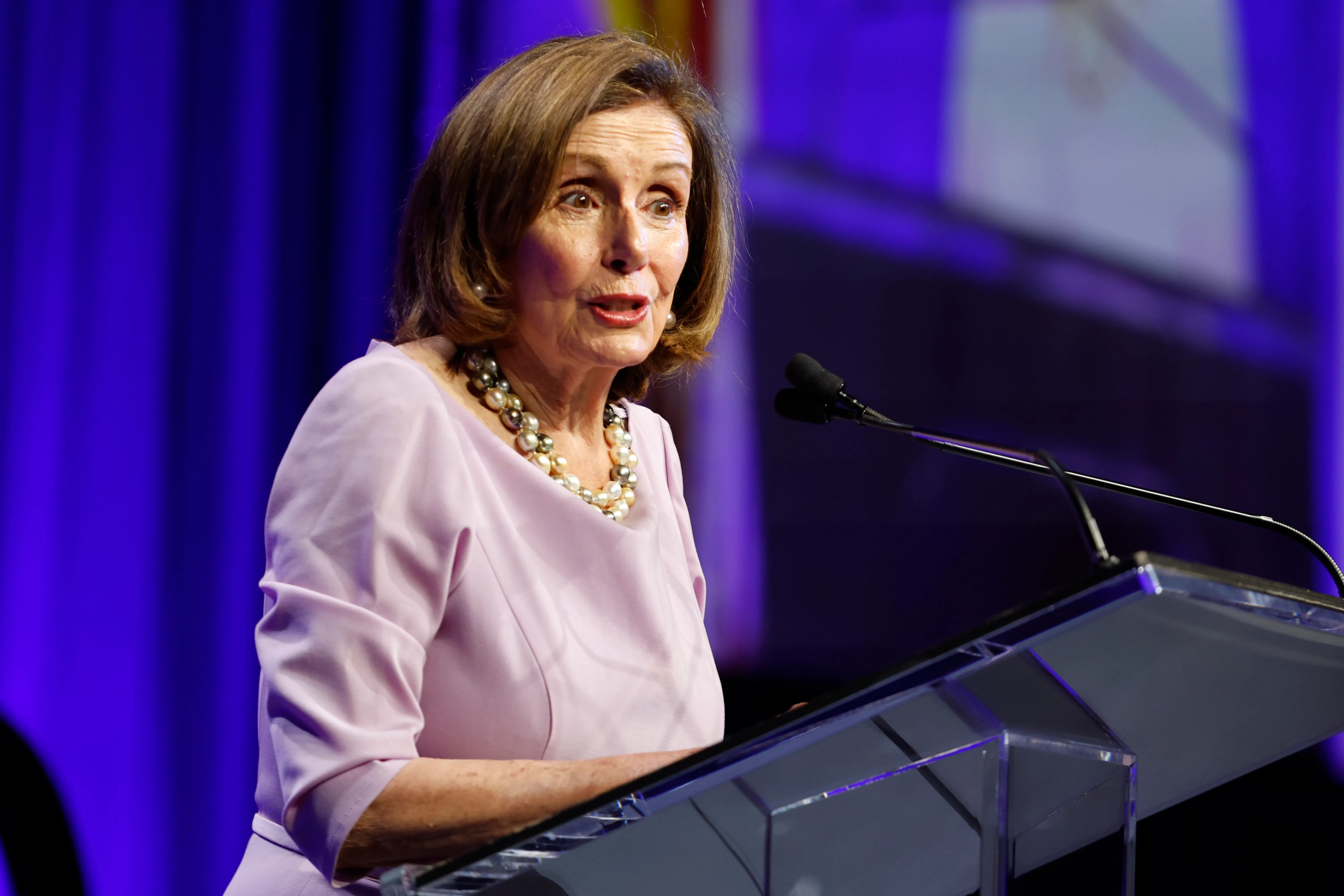 Pelosi Criticizes GOP for Attacking Tim Walz’s Military Record, Calls it a Sign of Their Lack of Ideas