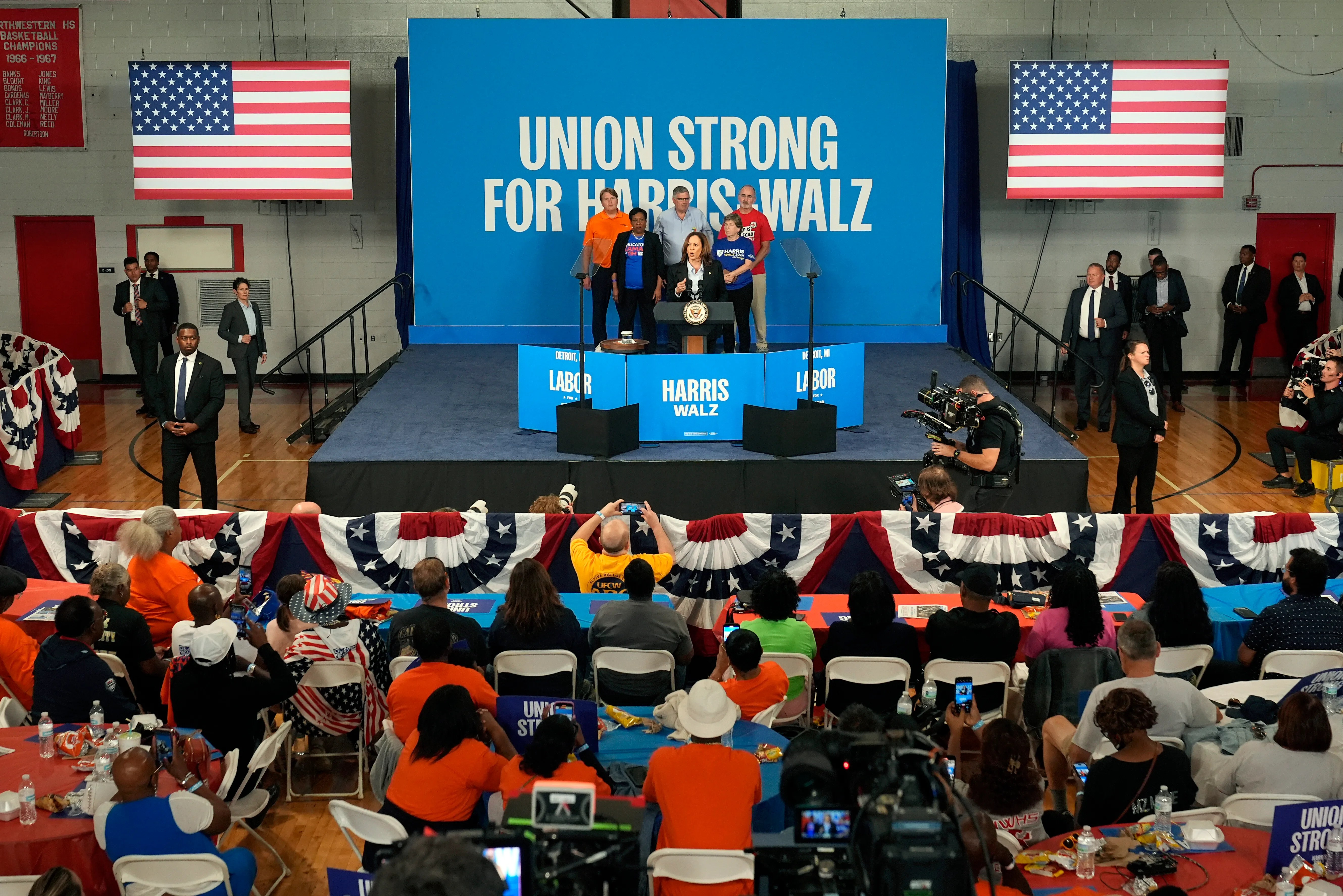 Republican Group Launches Advertising Campaign in Michigan Targeting Muslim Voters, Highlighting Harris’ Connections with Israel