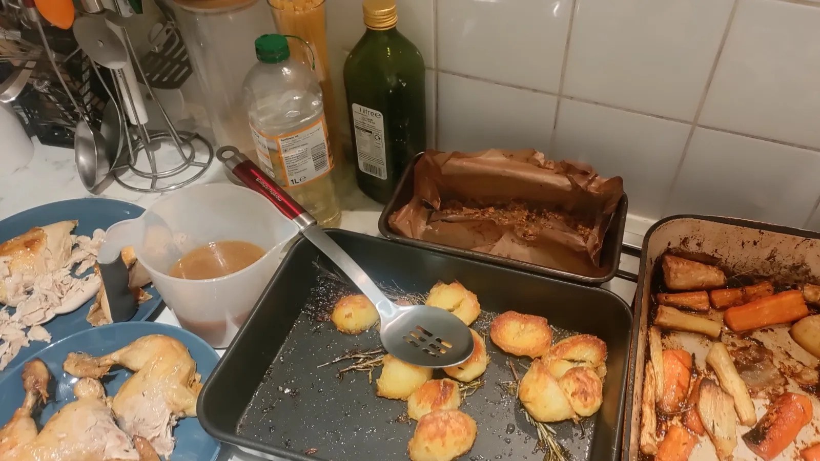 This £12 Amazon Find Gave Me A Third More Usable Oven Space