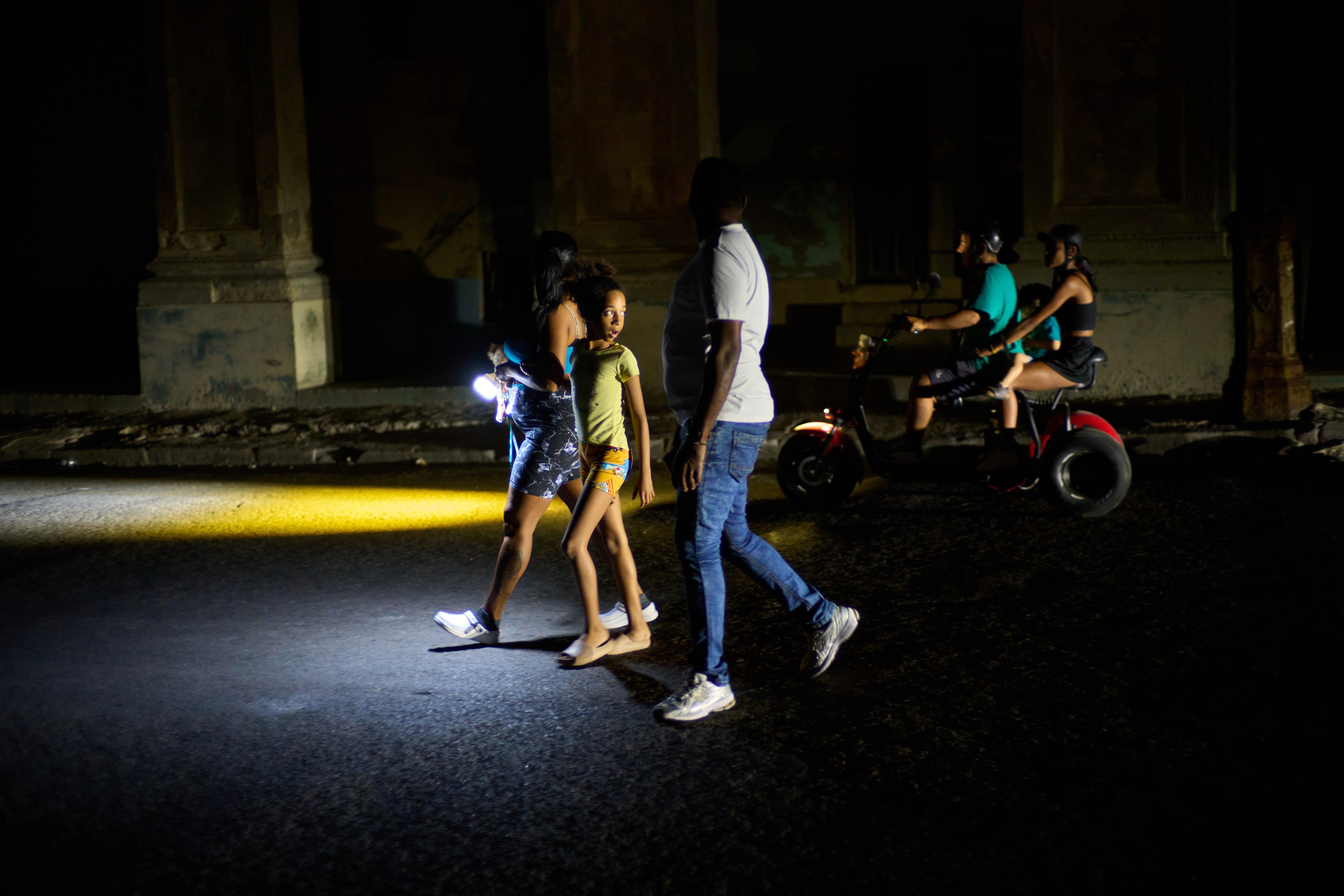Cuba’s Power Grid Collapses Leaving It Without Electricity For The 3rd Time This Month