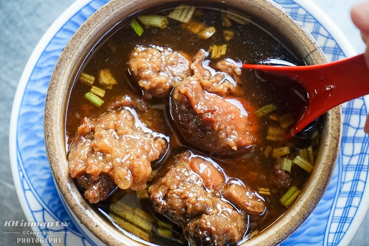 【新興區】老李排骨酥湯