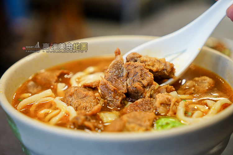 【新興區】每到中午生意總是爆棚的原鄉牛肉拉麵