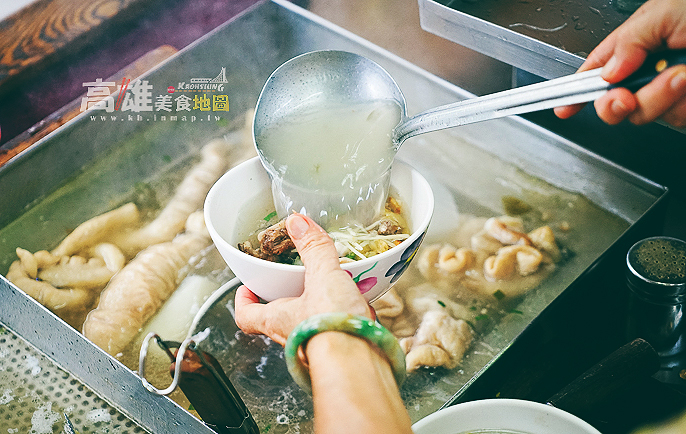 三輪的店｜高雄肉骨冬粉、烤大腸香腸甜不辣推薦