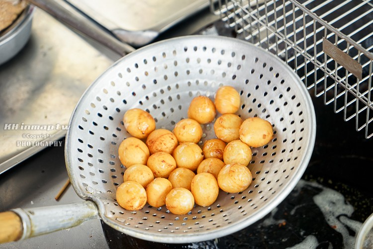 (高雄三民區)Q媽QQ蛋-學生超夯激推 大路旁二代傳承的30年QQ蛋