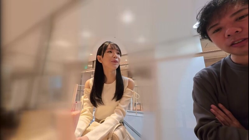 イマドキ細身美少女の密着に成功！お姫様扱いに惹かれる彼女に優しく接していくと