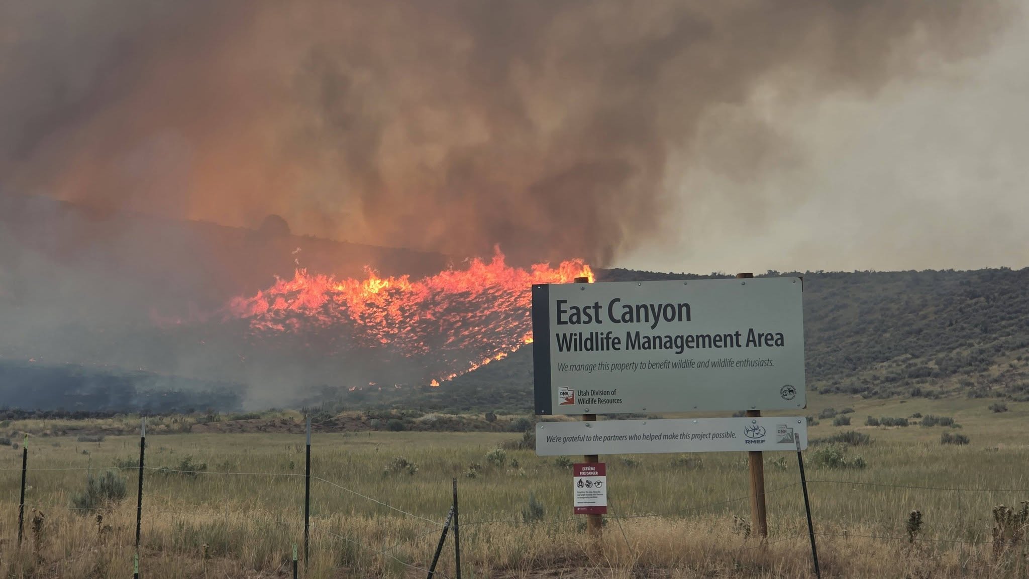 Henefer Evacuated: Rocky Canyon Fire Intensifies Again (2026)