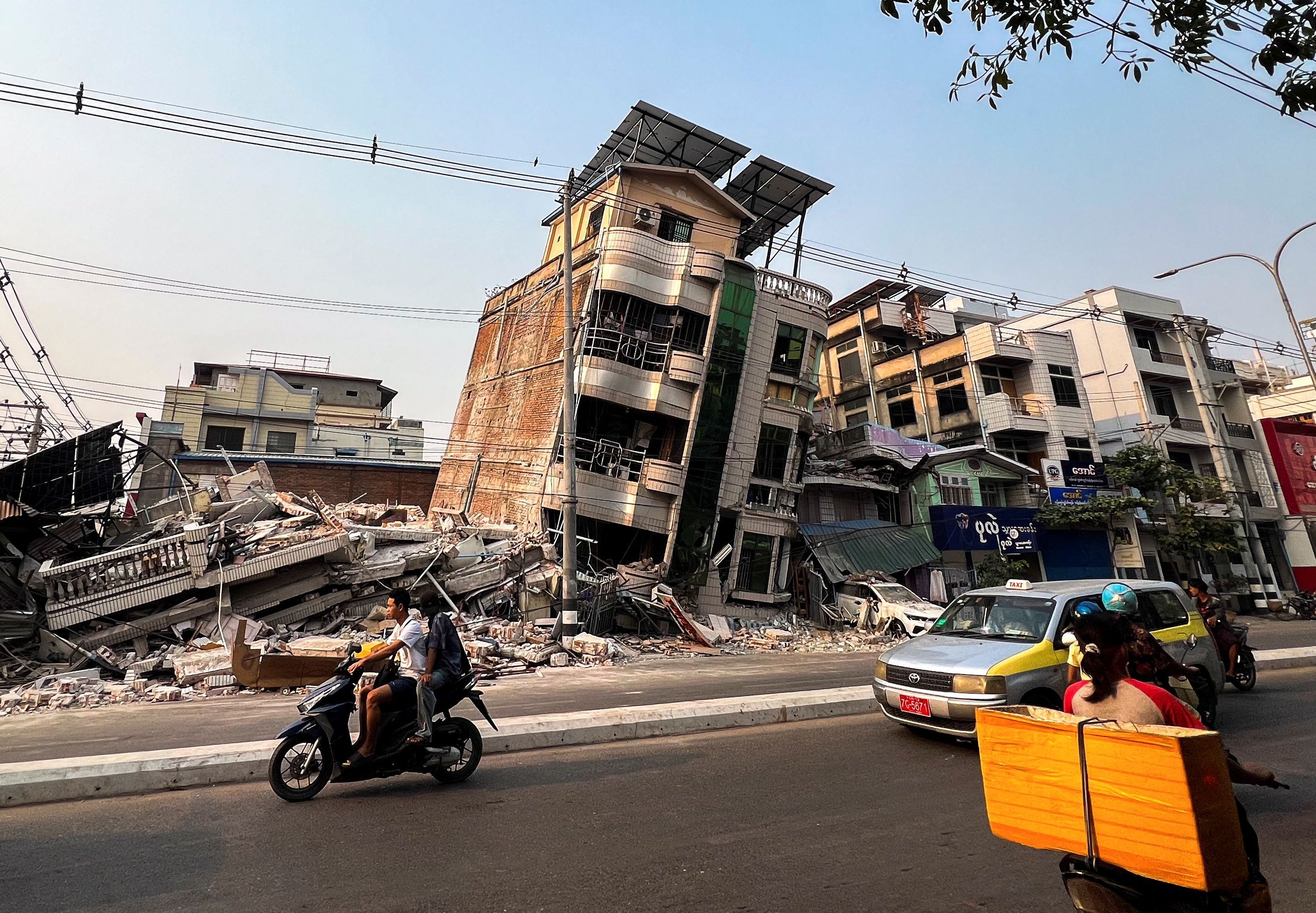 Schweres Erdbeben in Myanmar und Thailand: Die Zahl der Toten steigt auf 1600 +++ Opposition ruft zweiwöchige Kampfpause aus