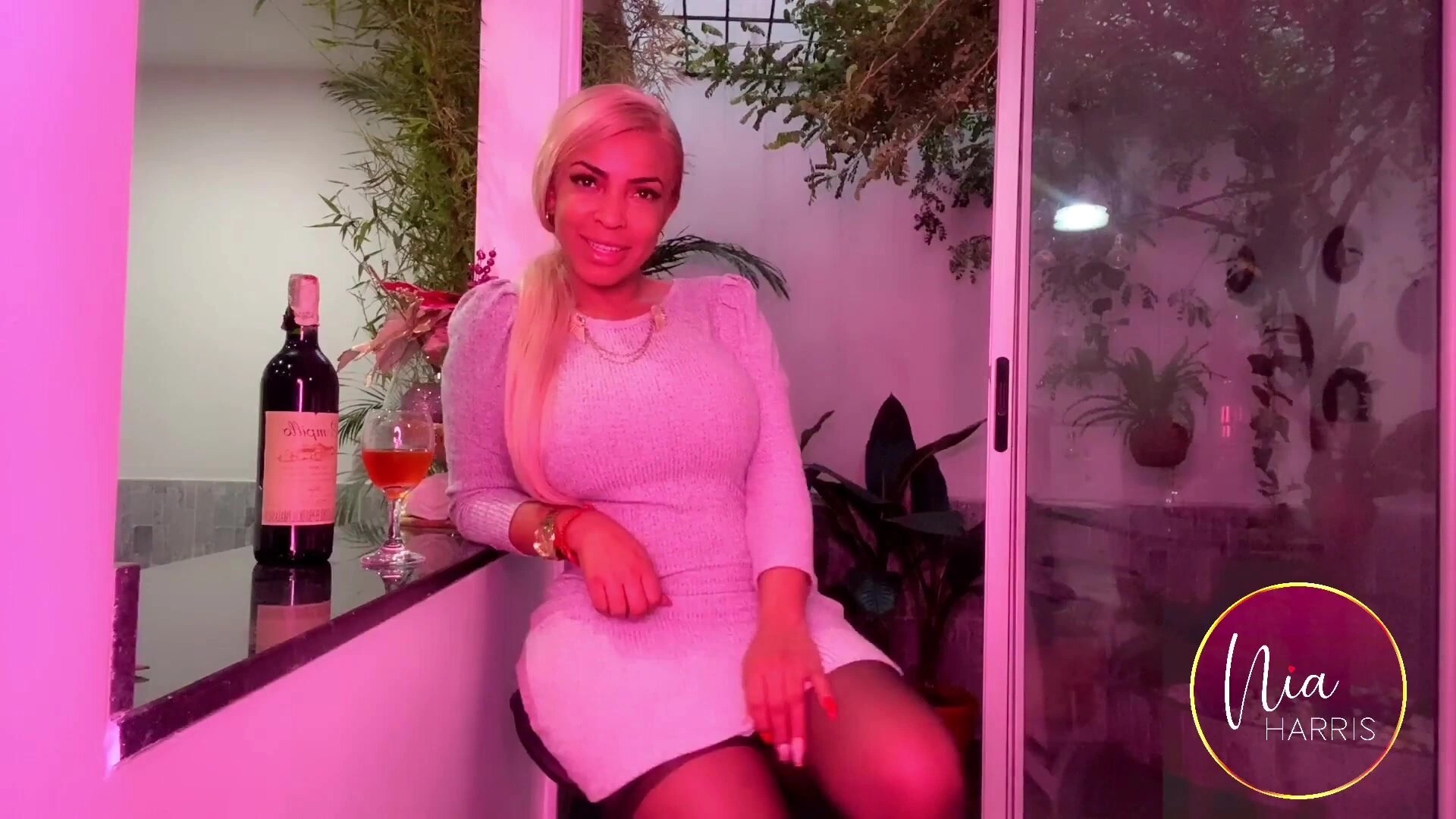 Teasing and fucking new business partner - Nia Harris | PornMedium.com