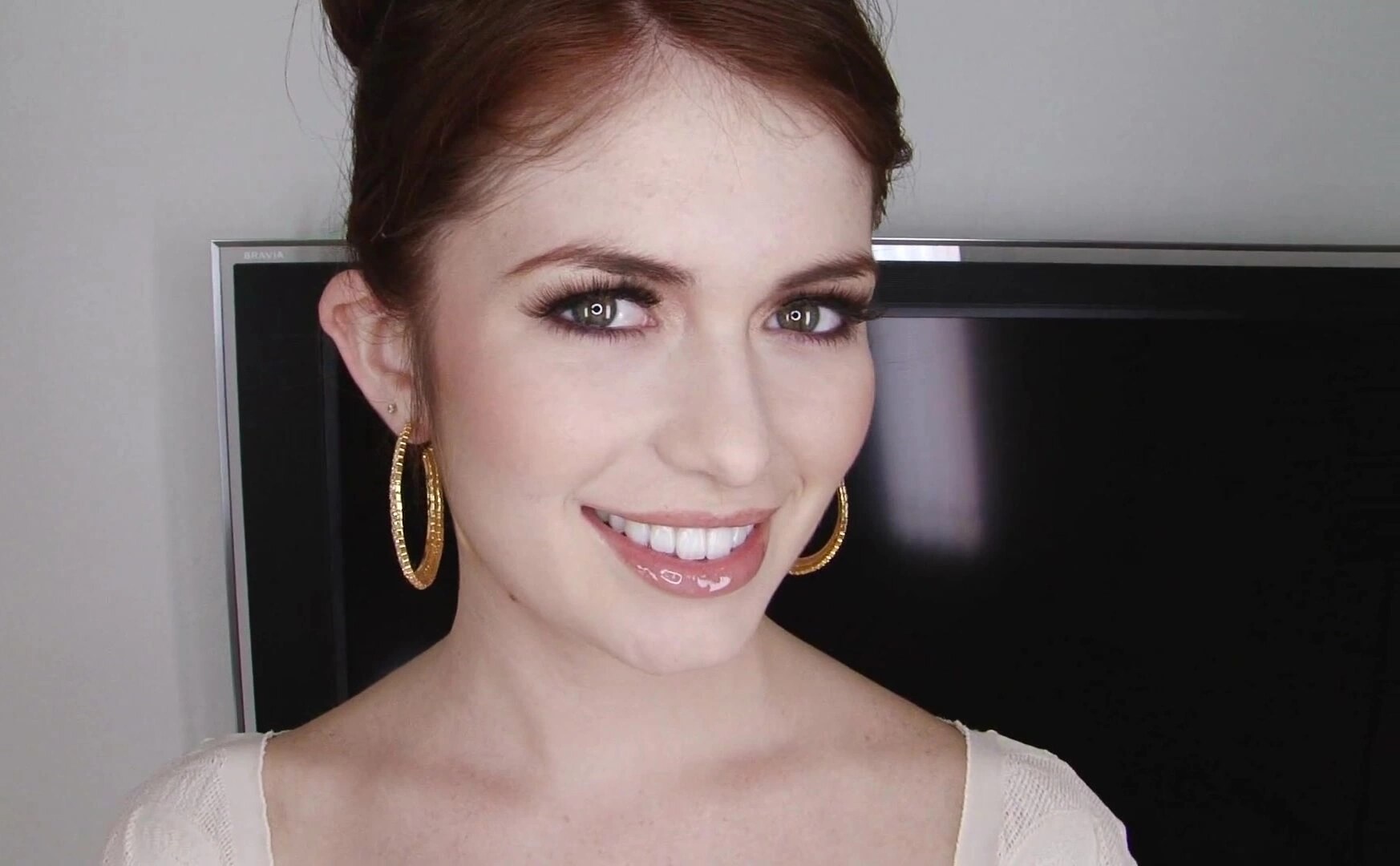 Ashlyn Rae Miley loves a hot facia - AA | PornMedium.com