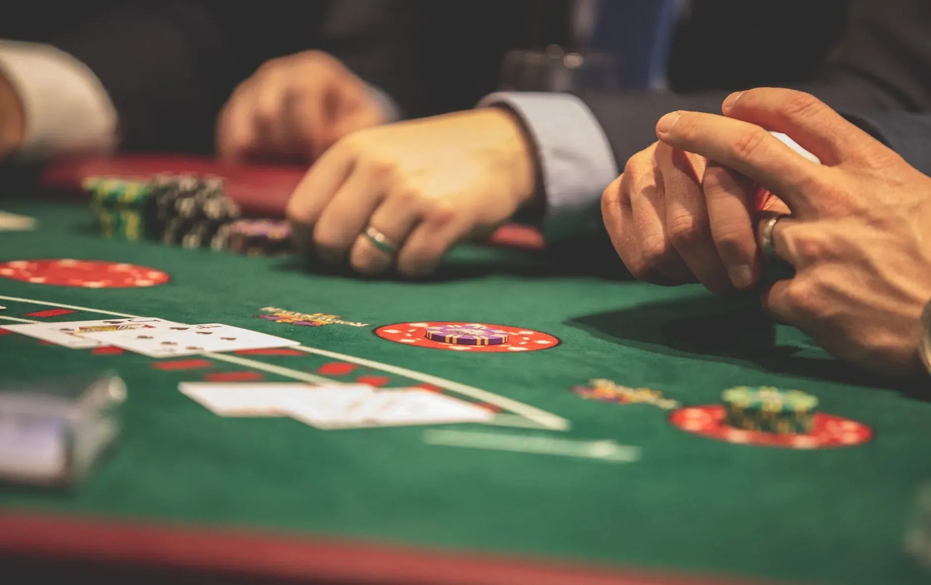 Khám phá ưu điểm vượt trội của online casino platform dành cho người chơi mới Khám phá ưu điểm vượt trội của online casino platform dành cho người chơi mới