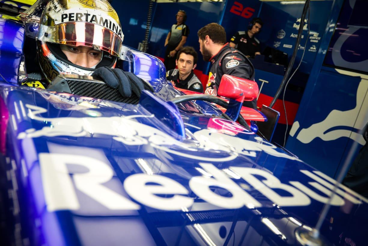 Sean Gelael Tes F1 Di Toro Rosso Vavel Com