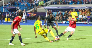 انطلاق مباراة منتخب مصر وزيمبابوى فى كأس الأمم الأفريقية 2025